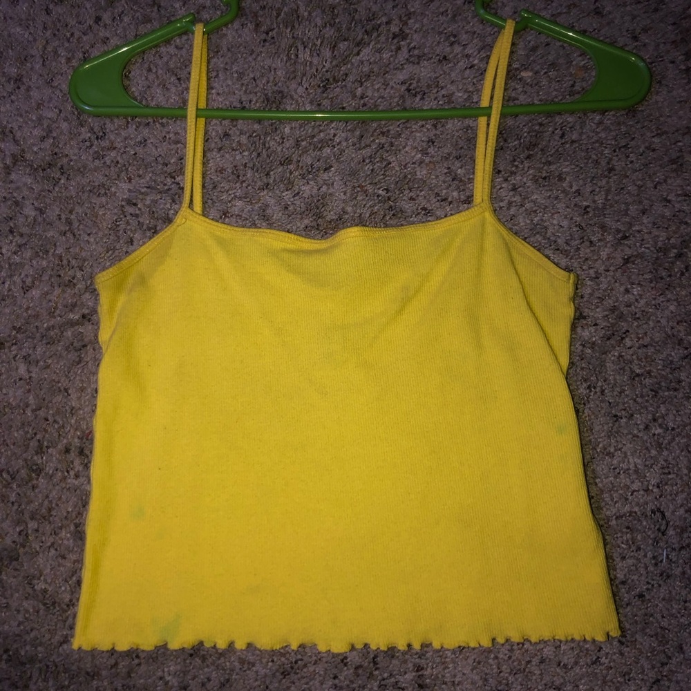 Size M Cropped Tank